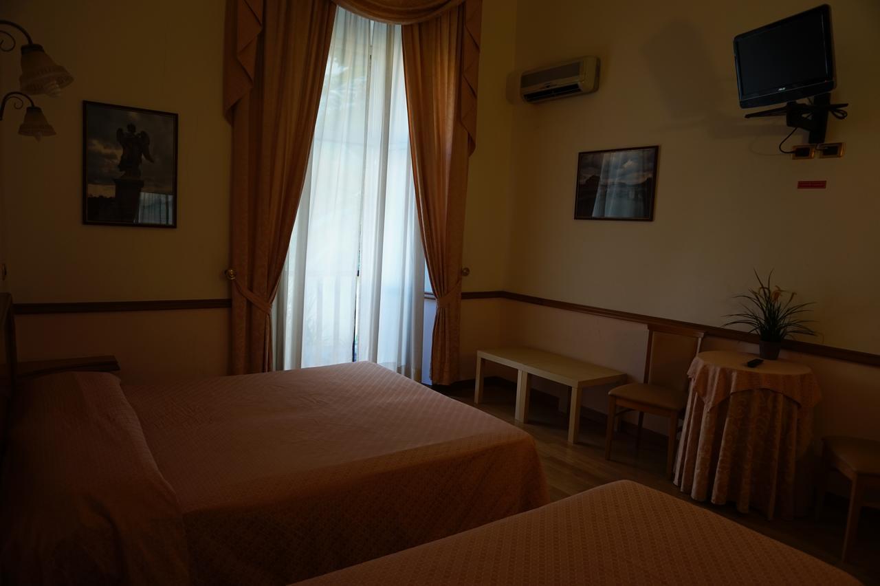 Green Hotel Rome Bilik gambar